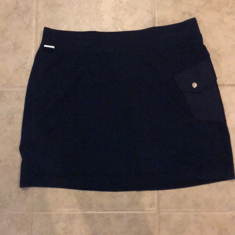Navy Ralph Lauren skirt with built in shorts L